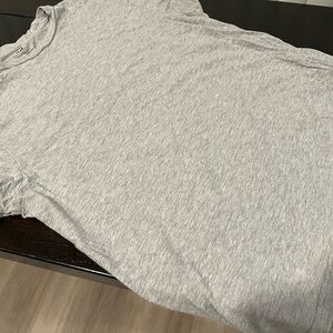 H&M Light Gray Short Sleeve Tee